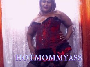 HOTMOMMYASS