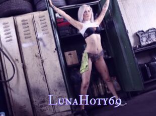 LunaHoty69