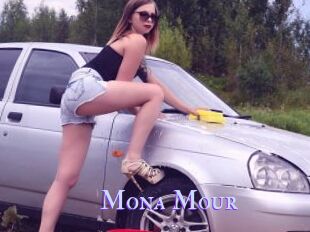 Mona_Mour