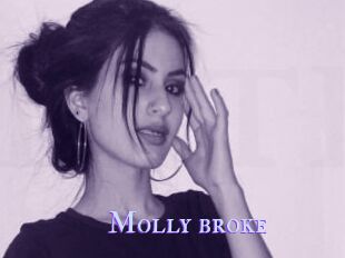 Molly_broke